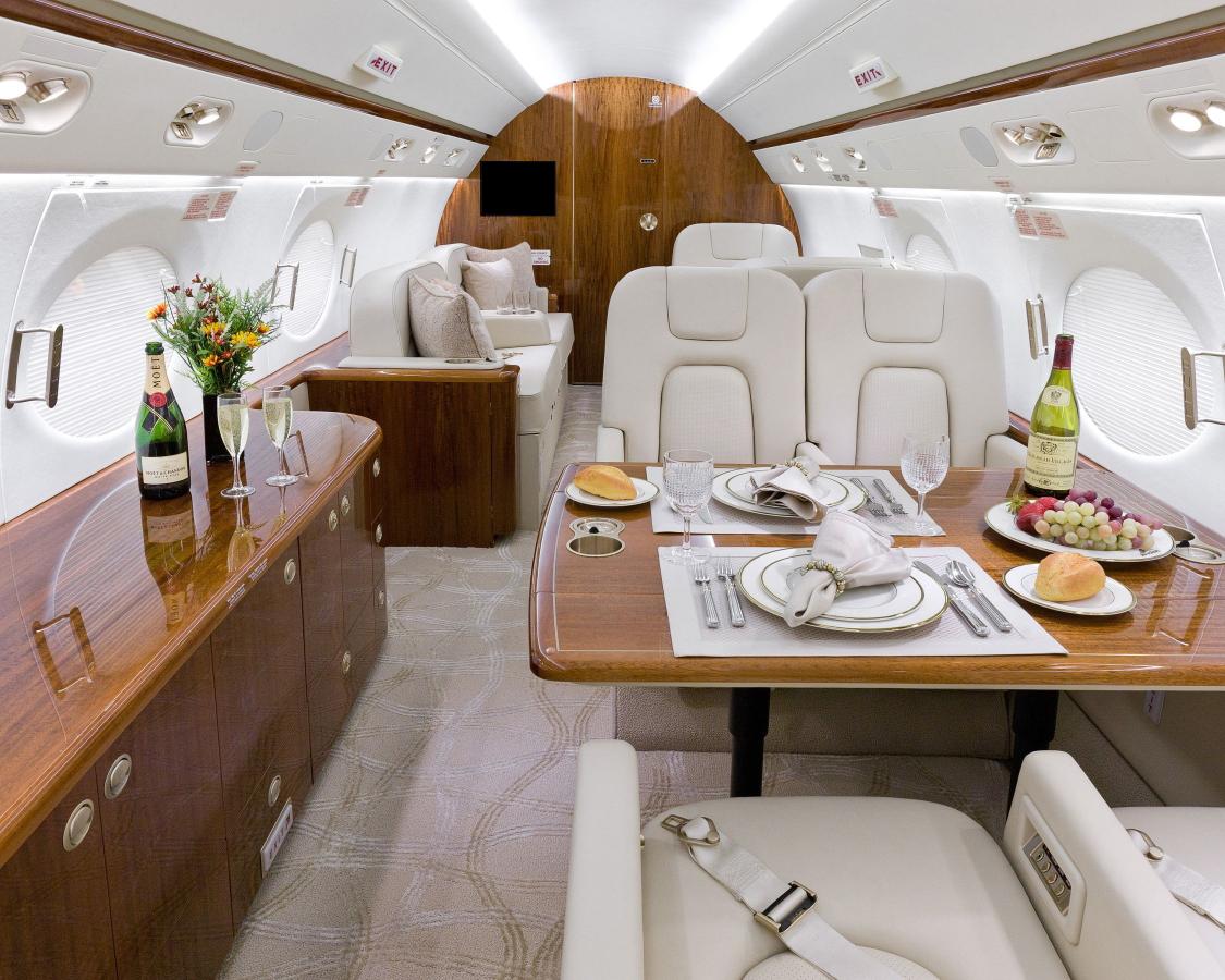 g450-mid-cabin2