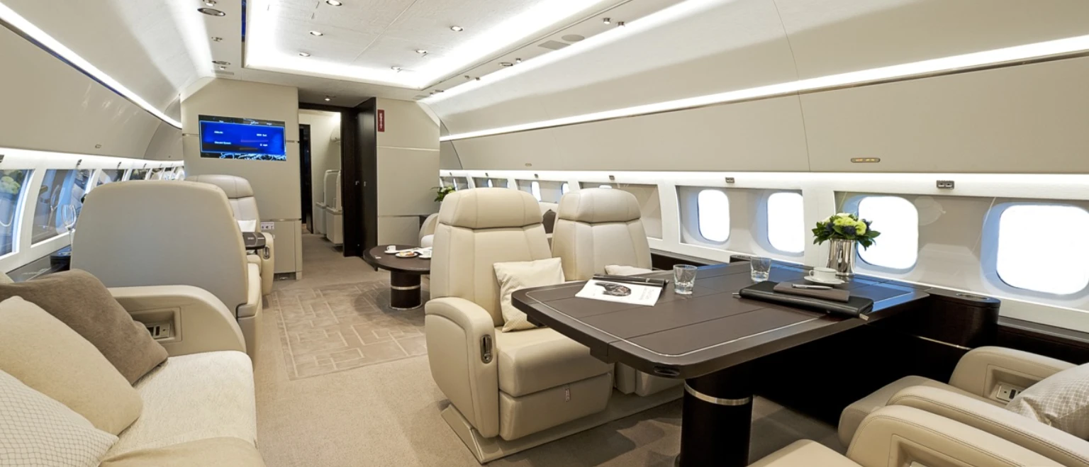 plane-is-runway-with-words-private-jet-front-1-1-1-10 (1)