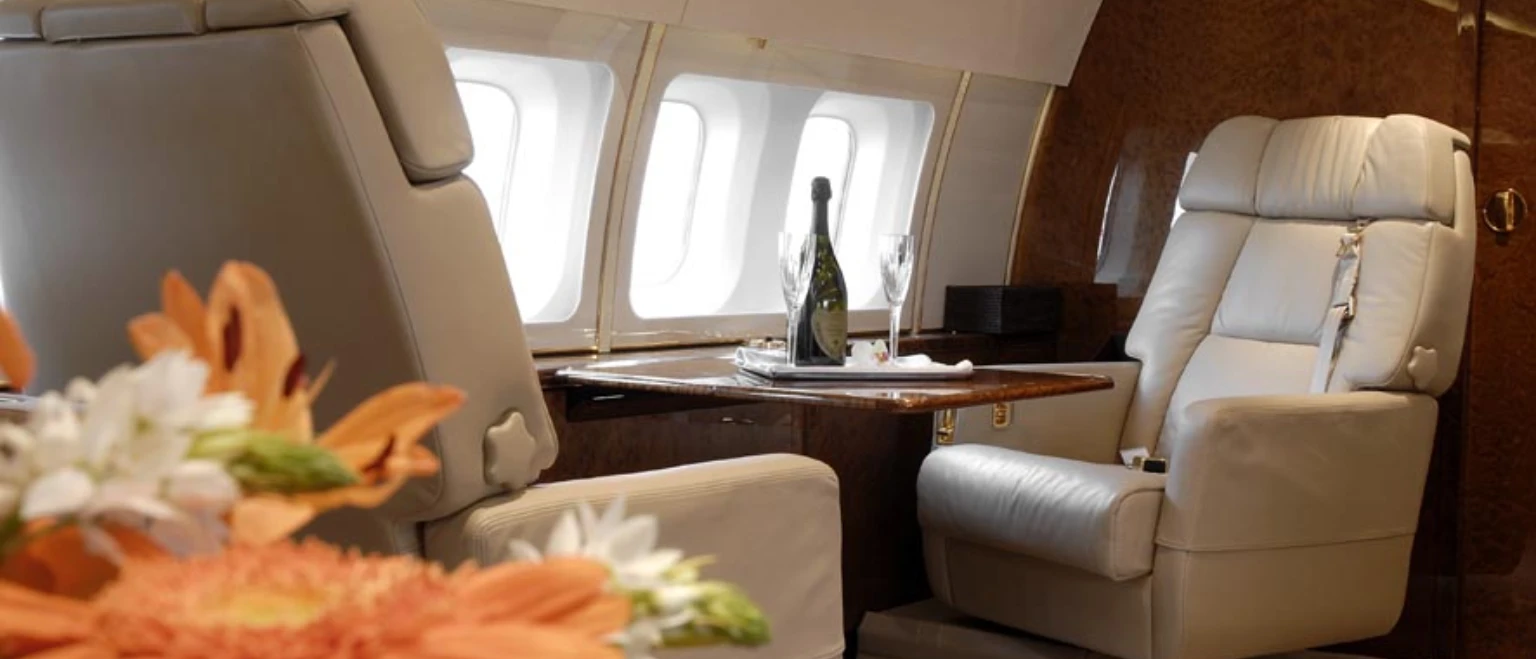 plane-is-runway-with-words-private-jet-front-1-1-1-14 (1)