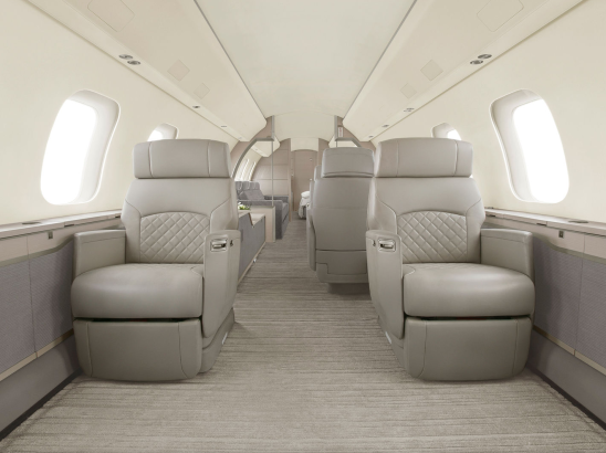 3 G7500 FWD CABIN
