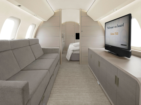6 G7500 TV LOUNGE