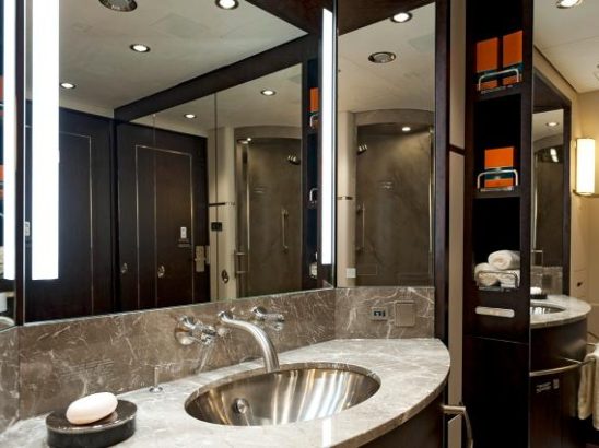 8-bbj-master-bathroom6