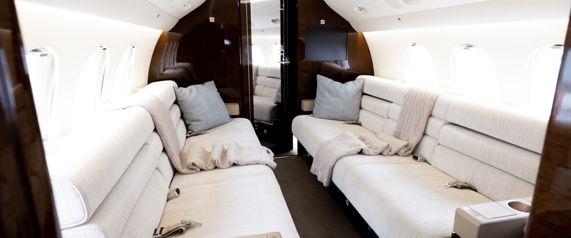 F7X AFT CABIN