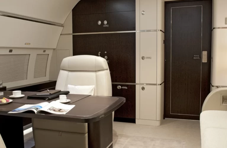 plane-is-runway-with-words-private-jet-front-1-1-1-8 (1)